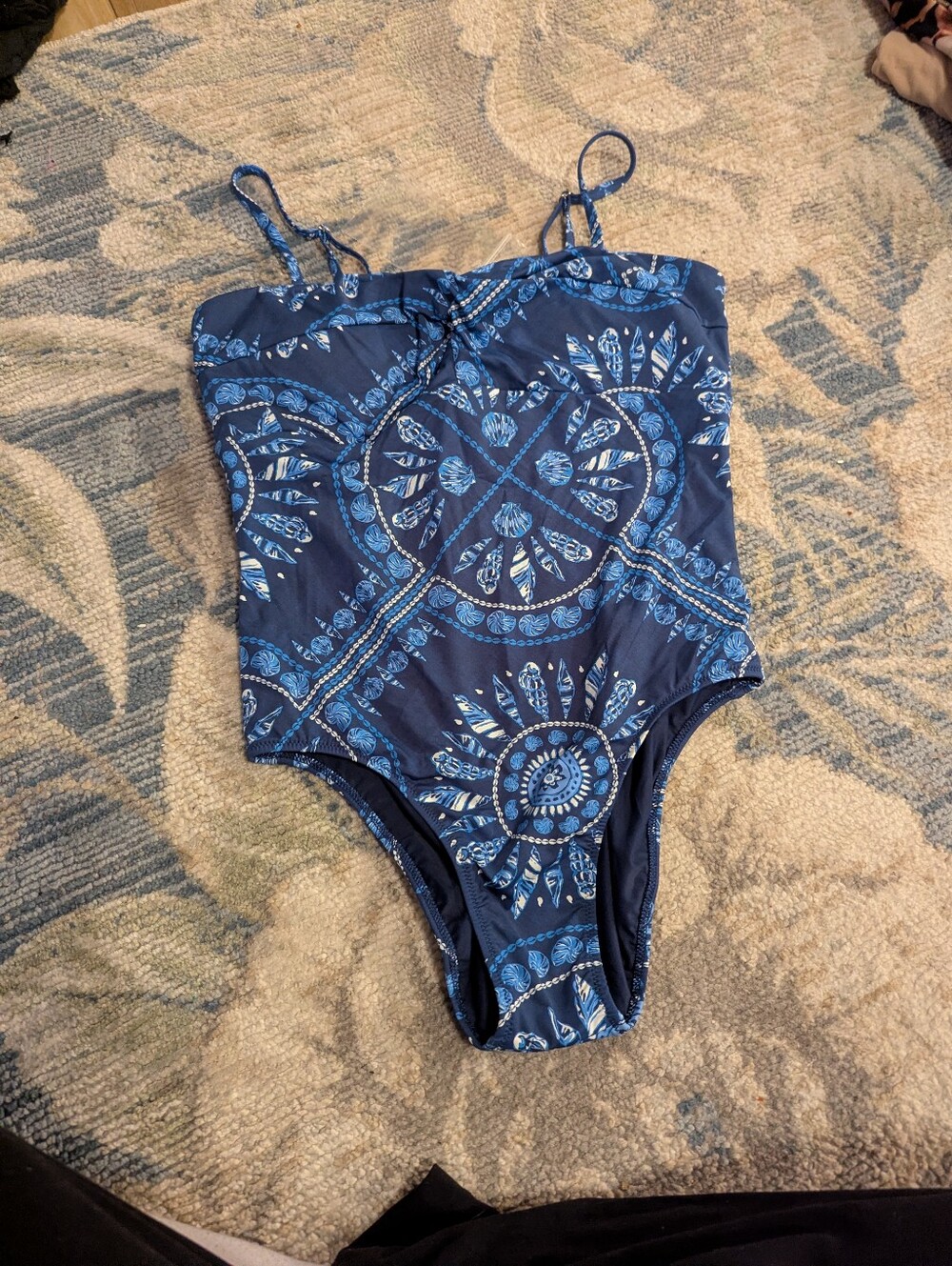 Vineyard Vines Performance One Piece Swim Suit